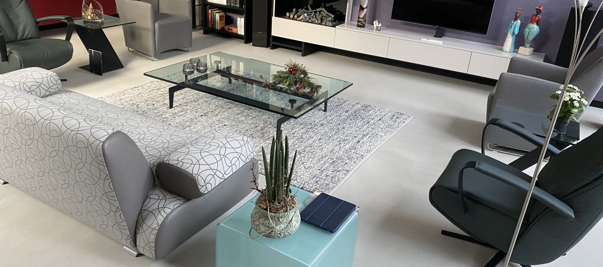 Woonkamer met gietvloer in Culemborg