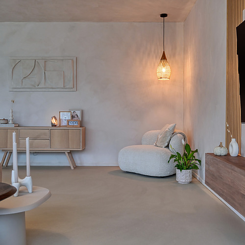 Gietvloer woonkamer - Emmeloord