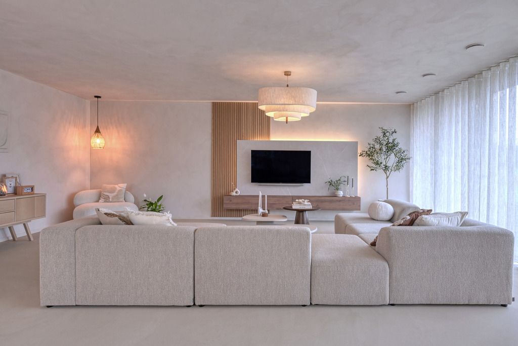 Gietvloer woonkamer - Emmeloord