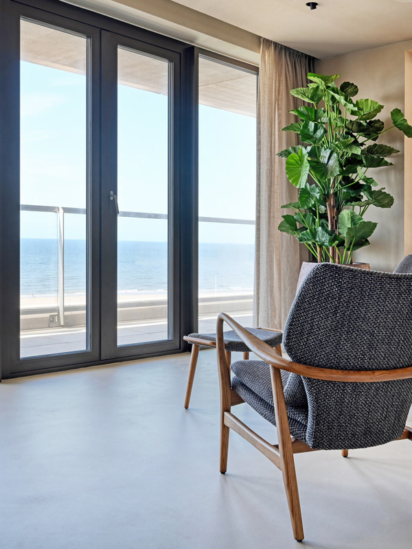 Gietvloer woonkamer - Kijkduin